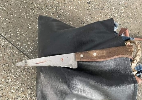 Mulher é suspeita de esfaquear cliente que não pagou roupa em Manaus