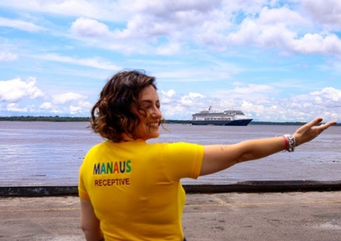 Navio Cruzeiro com mais de 1,3 mil turistas chega a Manaus na próxima terça