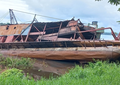 Polícia nega envolvimento em explosão de draga usada por garimpeiros no Amazonas