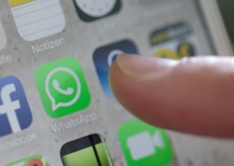 Operadora deve indenizar consumidor que caiu em golpe no WhatsApp