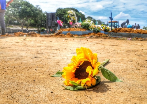 Amazonas registrou maior alta no número de óbitos no país em 2020, diz IBGE