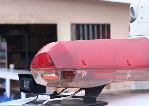 Dupla é presa após ameaçar vizinhos com fuzil em Manaus 