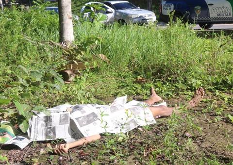Com marca de tiro na cabeça, jovem é achado morto em área de mata em Manaus