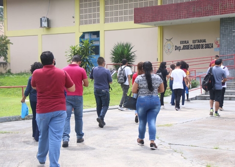 Enem: movimentação nas escolas de Manaus é tranquila