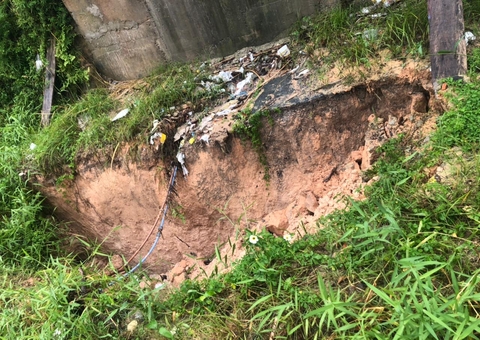 Chuva ameaça moradores e devasta áreas de risco em Manaus