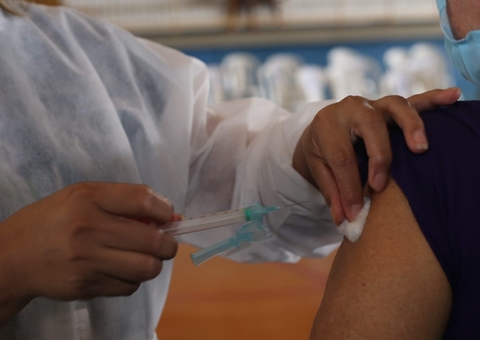 Amazonas já aplicou 852.541 doses de vacina contra Covid-19