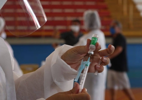 Três novas categorias podem ser incluídas em grupo de vacinação em Manaus 