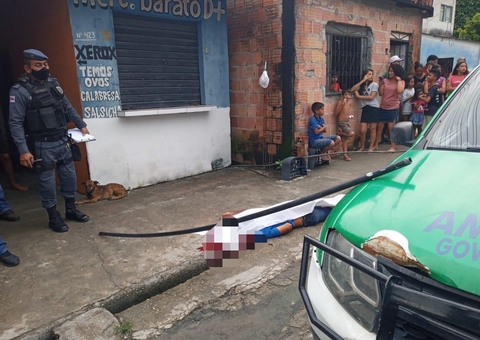 Jovem é assassinado na frente de crianças em plena luz do dia em Manaus
