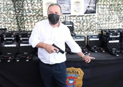 Deputado autor de lei contra vacina obrigatória morre de covid-19