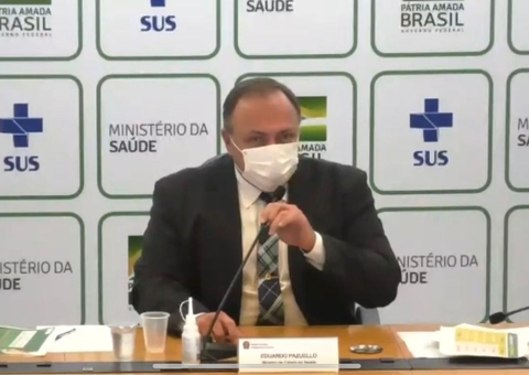 Pazuello confirma que Bolsonaro quer substituí-lo no Ministério da Saúde