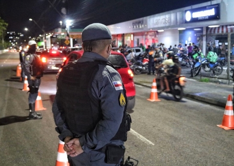Onda de violência deixa 21 mortos na Compensa e policiamento é fortalecido