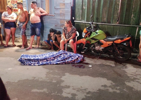 Homem é crivado a balas por assassinos em Petrópolis
