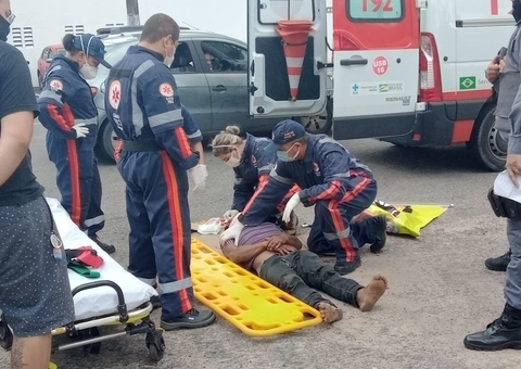 Homem é atropelado ao tentar atravessar avenida em Manaus 