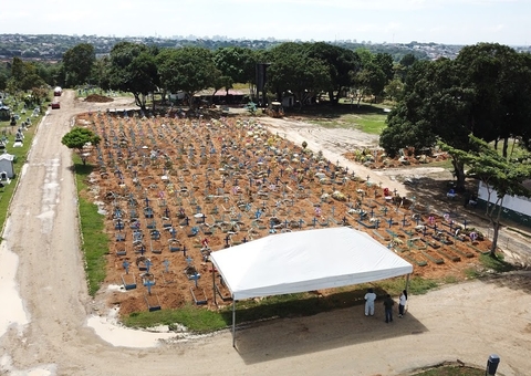 Manaus registra 33 enterros nesta terça-feira