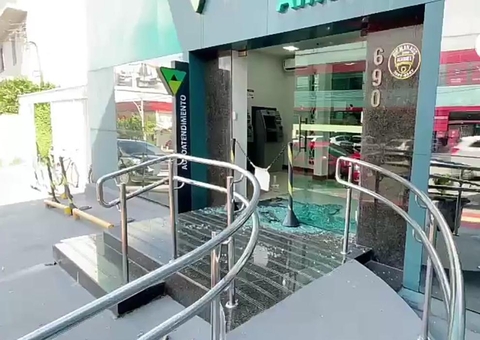 Briga de trânsito acaba em tentativa de homicídio em agência de Manaus