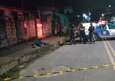 Jovem é executado ao lado do irmão em via pública de Manaus