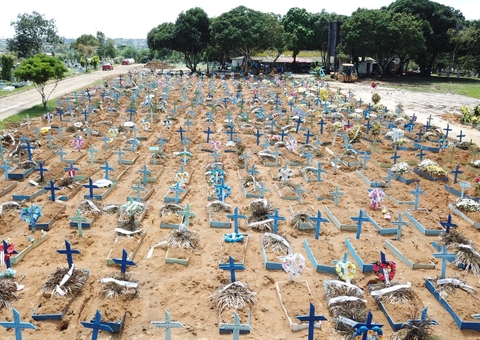 Manaus registra 30 enterros no Dia dos Pais