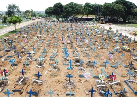 Manaus registra 48 enterros neste sábado