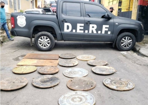 Suspeito é preso com 15 tampas de bueiro roubadas em Manaus