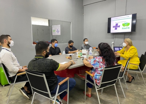 Incubadora de Empresas da Nilton Lins promove reunião com Prefeito de Maués