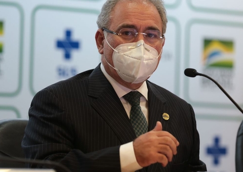 Queiroga diz que vacinas da AstraZeneca serão distribuídas em até 48h