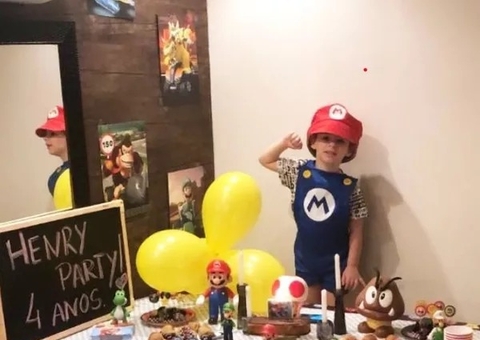 ‘Vivo em meu coração’ diz pai no dia em que Henry completaria 5 anos