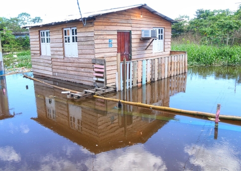 Cheia: Águas do Rio Negro não sobem há cinco dias 