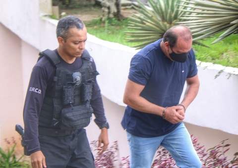 Presos na Operação Arrocho chegam ao MP em Manaus, confira imagens