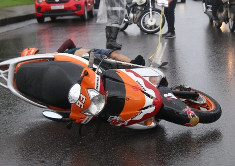 Jovem morre ao parar debaixo de caçamba em avenida de Manaus