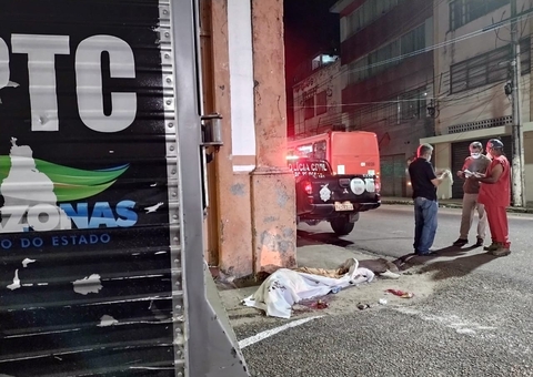 Jurado de morte, homem é assassinado na frente de pedestres em Manaus