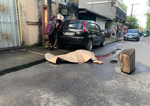 Homem escorrega de calçada e tem cabeça esmagada por rota do Distrito em Manaus