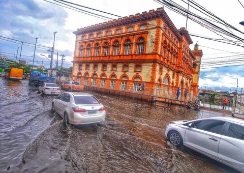 Cheia dos rios já prejudica mais de 410 mil pessoas no Amazonas