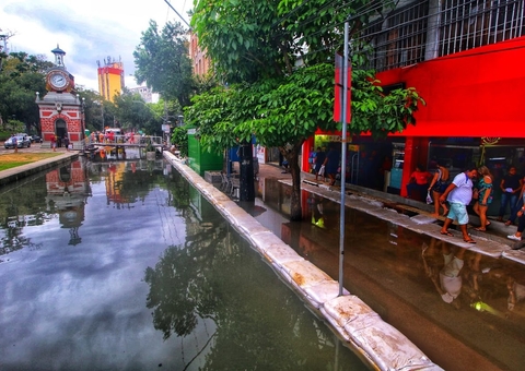 Vazante: Rio Negro recua seis centímetros em quatro dias, veja a cota de hoje