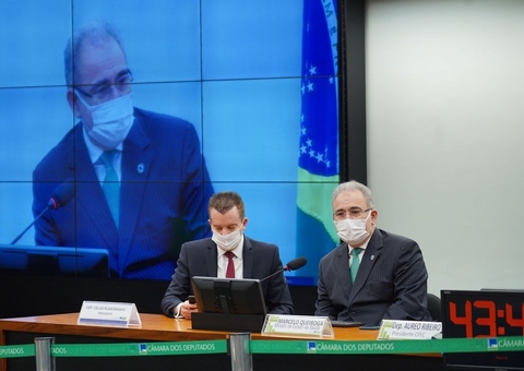 Ministro da Saúde diz que 3ª onda da Covid-19 é uma preocupação