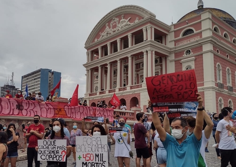Ato contra Bolsonaro em Manaus defende vacina, universidades e Zona Franca