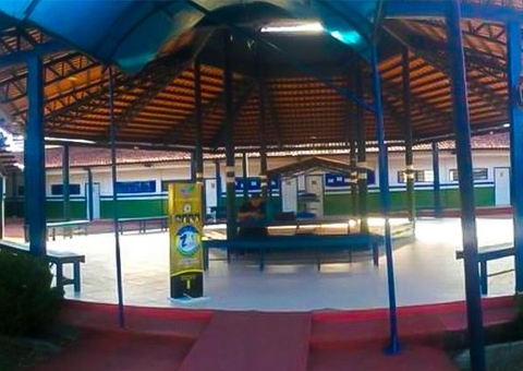 Diretor que advertiu vereador sem máscara em escola no Amazonas retoma ao cargo