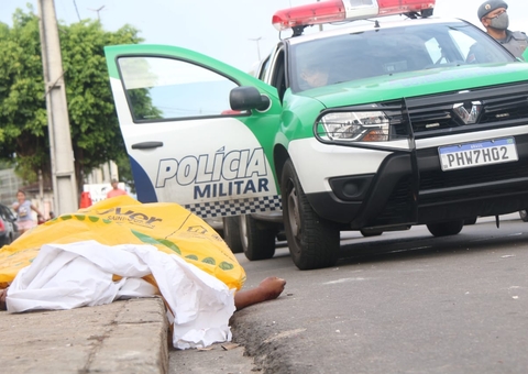 Suspeito de assalto é assassinado próximo a supermercado em Manaus 
