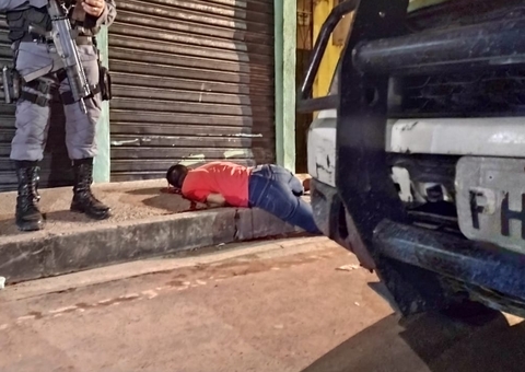 Homem é morto a tiros ao sair para buscar esposa na igreja em Manaus
