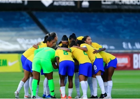 Seleção brasileira feminina vence de goleada amistoso contra Rússia