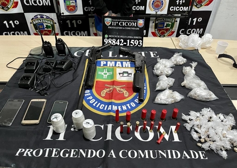 Jovem é preso com granadas, escopetas e munições em área vermelha de Manaus