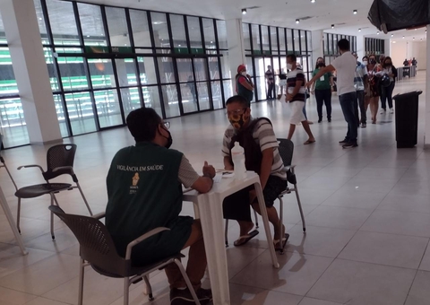 Centro Vasco Vasques passa a funcionar como ponto de vacinação, em Manaus