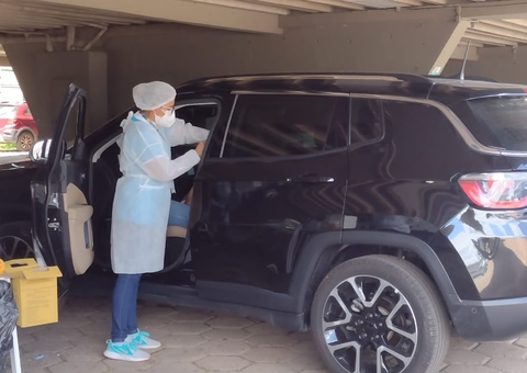 Com 6 pontos de atendimento, Manaus vacina público de 32 anos hoje