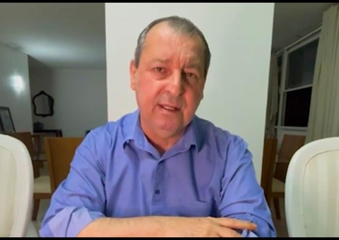 Omar pede que Bolsonaro deixe de dar mau exemplo para crianças