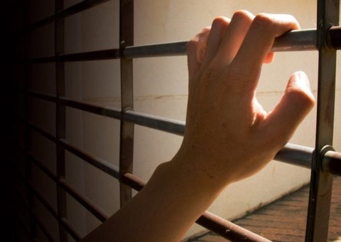 Detentos aproveitam madrugada e fazem fuga em massa no Amazonas