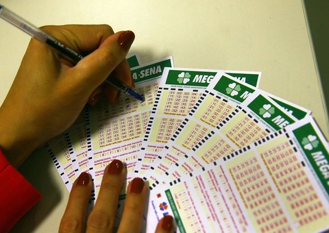 Mega-Sena sorteia R$ 39,2 milhões; confira dezenas