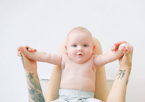 Especialista dá dicas para evitar alergias na pele dos bebês