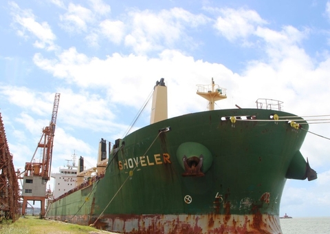 Tripulantes de navio atracado em Recife testam positivo para a covid