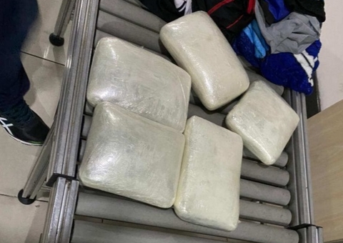 Passageiro é preso com mala 'recheada' de drogas no aeroporto de Manaus
