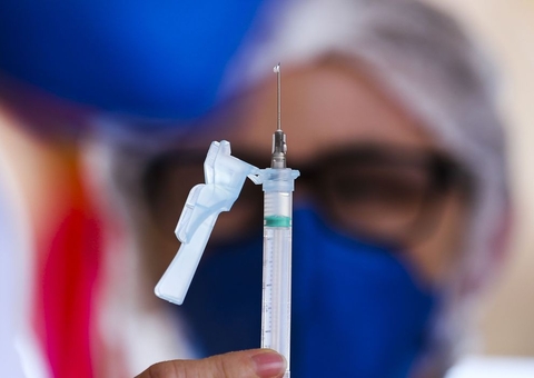 SP antecipa vacinação e vai imunizar jovens de 12 a 17 anos