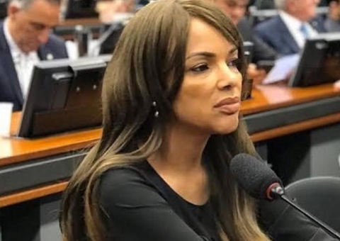 Justiça nega novo pedido e deputada Flordelis permanece com tornozeleira